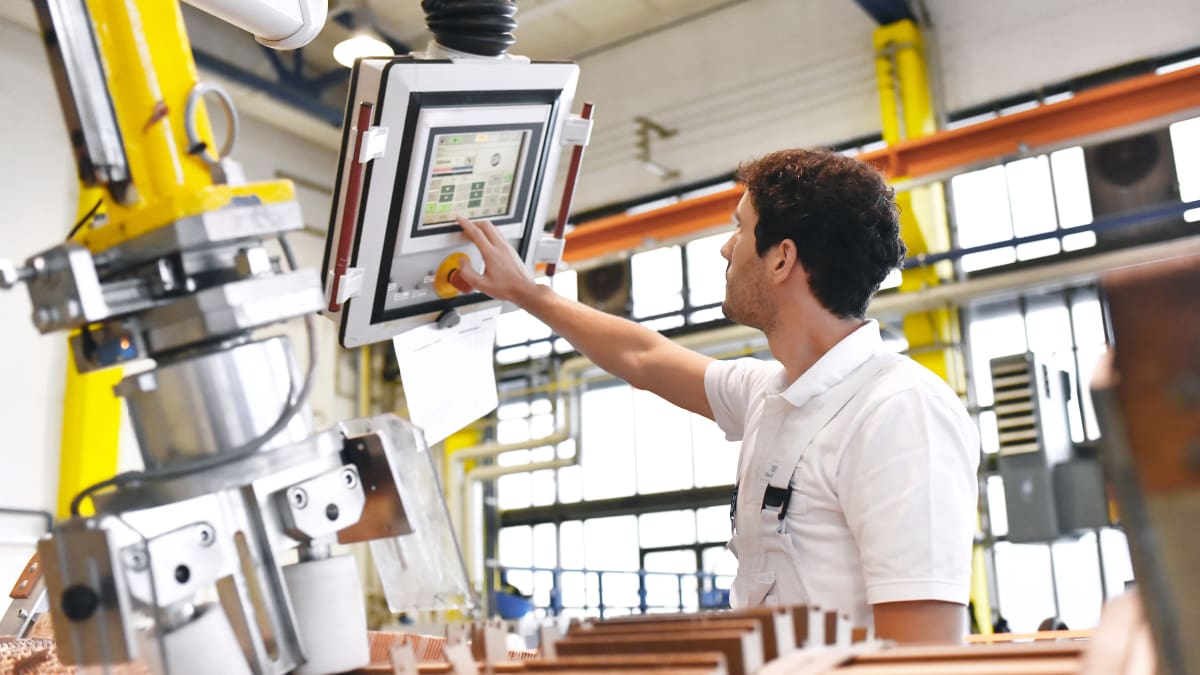 Integration of IT and OT in UK manufacturing