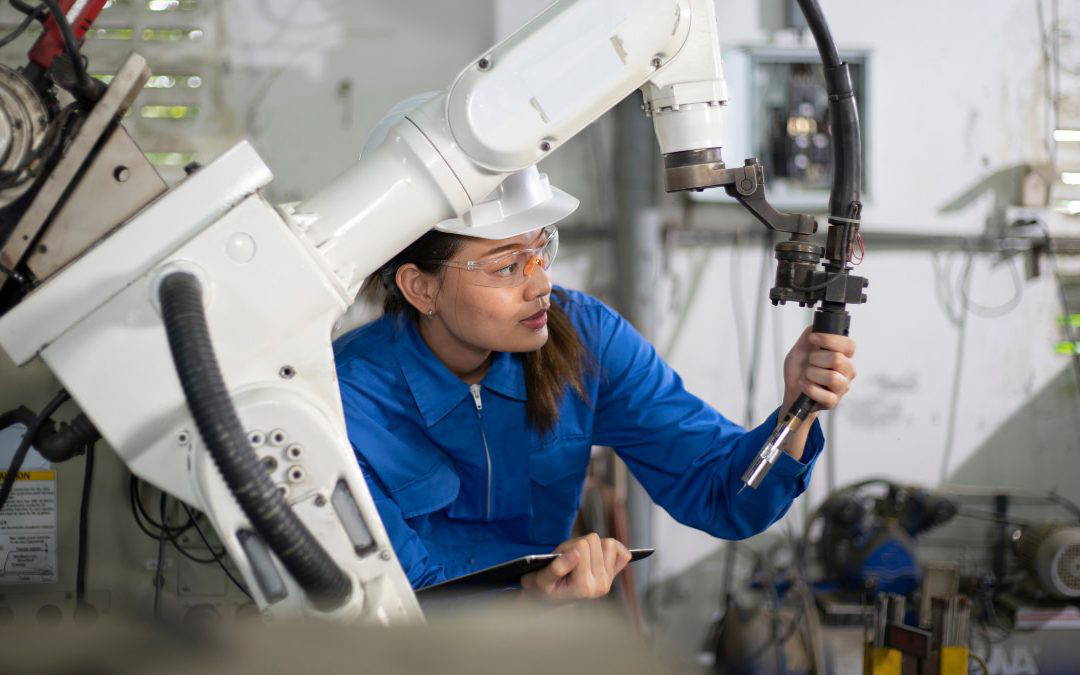 Strengthening Supply Chains Through Smarter Manufacturing Systems
